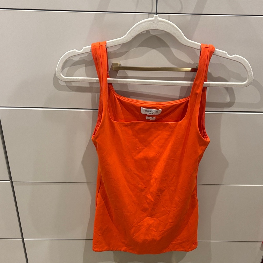 Aritzia Contour Tank